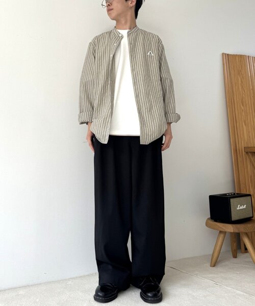 GEVACO(ゲバコ)の「【GEVACO】バンドカラーワッペンシャツ(シャツ/ブラウス・メンズ・ベージュ/ネイビー・MEDIUM/LARGE)」の8枚目の写真