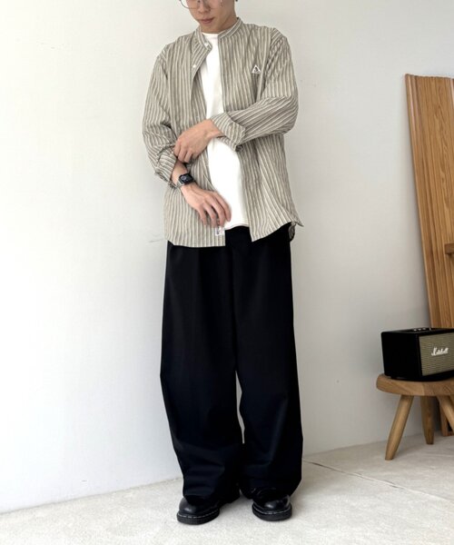 GEVACO(ゲバコ)の「【GEVACO】バンドカラーワッペンシャツ(シャツ/ブラウス・メンズ・ベージュ/ネイビー・MEDIUM/LARGE)」の7枚目の写真