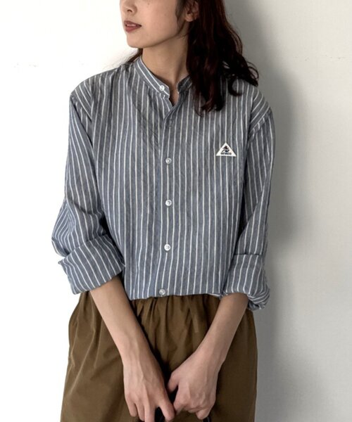 GEVACO(ゲバコ)の「【GEVACO】バンドカラーワッペンシャツ(シャツ/ブラウス・メンズ・ベージュ/ネイビー・MEDIUM/LARGE)」の6枚目の写真