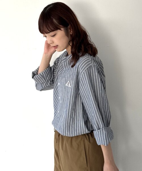 GEVACO(ゲバコ)の「【GEVACO】バンドカラーワッペンシャツ(シャツ/ブラウス・メンズ・ベージュ/ネイビー・MEDIUM/LARGE)」の5枚目の写真