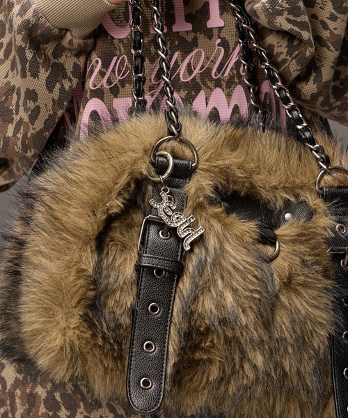 X-girl(エックスガール)の「FAUX FUR CHAIN BAG(ハンドバッグ・レディース・ブラック/ブラウン・ONE SIZE)」の7枚目の写真