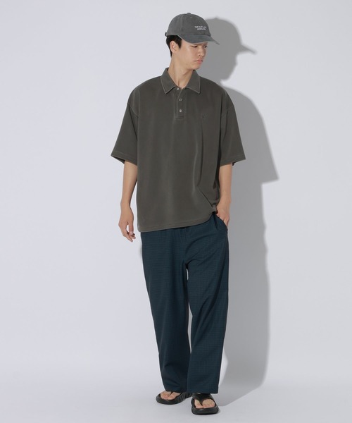 LAKOLE（ラコレ）の「フェードダンボールポロ / 1044769（ポロシャツ・メンズ・ベージュ/ダークオリーブ/チャコール・MEDIUM/LARGE）」の4枚目の写真