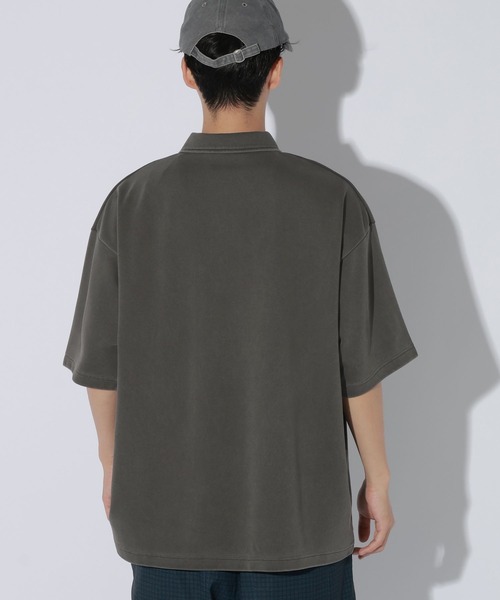 LAKOLE（ラコレ）の「フェードダンボールポロ / 1044769（ポロシャツ・メンズ・ベージュ/ダークオリーブ/チャコール・MEDIUM/LARGE）」の9枚目の写真