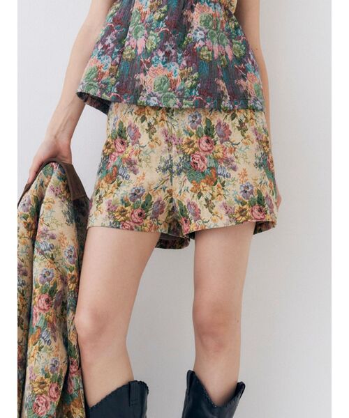 Ungrid(アングリッド)の「ゴブランショートパンツ(その他パンツ・レディース・その他1・FREE)」の1枚目の写真