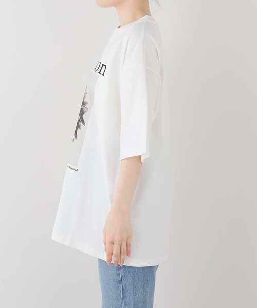 FRAMeWORK(フレームワーク)の「JOHNBULL/ジョンブル karl blossfeldt abutilon T(Tシャツ/カットソー・レディース・ホワイト・FREE)」の2枚目の写真
