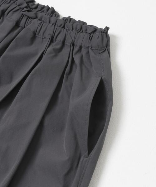 URBAN RESEARCH ROSSO WOMEN（アーバンリサーチ　ロッソ）の「ELENDEEK　EASY TUCK COCOON PANTS（その他パンツ・レディース・チャコールグレー・1/2）」の10枚目の写真