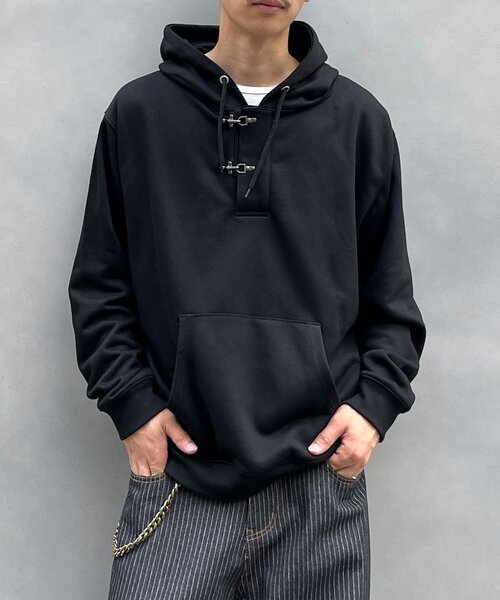 CIAOPANIC(チャオパニック)の「ファイヤーマンバックルヘンリーネックパーカー(パーカー・メンズ・ブラック/グレー・MEDIUM/LARGE)」の3枚目の写真