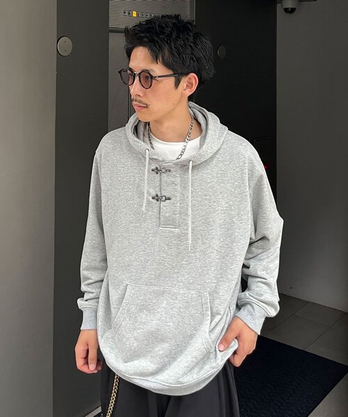 CIAOPANIC(チャオパニック)の「ファイヤーマンバックルヘンリーネックパーカー(パーカー・メンズ・ブラック/グレー・MEDIUM/LARGE)」の17枚目の写真