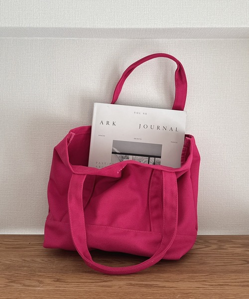 AS KNOW AS plus(アズノゥアズプラス)の「PLUS. ロゴ刺繍キャンバストートバッグM 【UNISEX ITEM】(トートバッグ・レディース・ブラウン/アイボリー/グリーン/ピンク・FREE)」の4枚目の写真