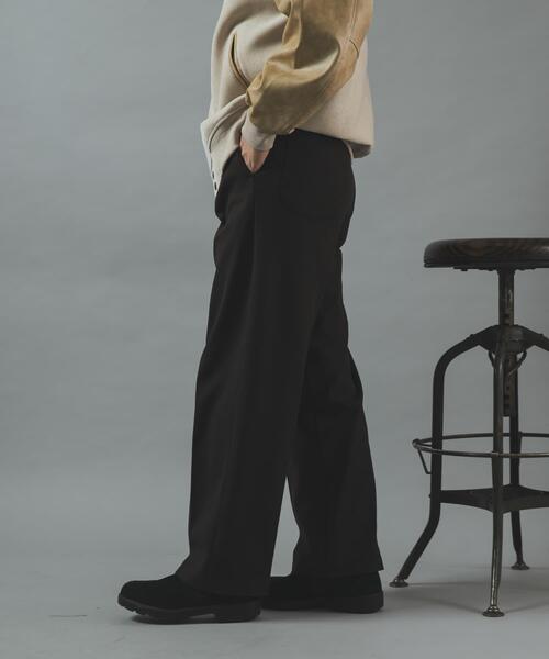 ITEMS URBANRESEARCH(アイテムズ アーバンリサーチ)の「ワンタックカルゼストレートパンツ(その他パンツ・メンズ・ダークブラウン/ブラック/ネイビー・MEDIUM/LARGE/SMALL)」の17枚目の写真