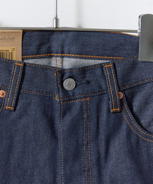 Levi's（リーバイス）の「LEVI'S/リーバイス 501 ORIGINAL ジーンズ リジッド デニム L32 ワーク アメカジ メンズ 2026年 夏 夏服 秋服（デニムパンツ・メンズ・ブルー・30inch/32inch/34inch/36inch/38inch）」の3枚目の写真