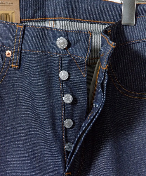Levi's（リーバイス）の「LEVI'S/リーバイス 501 ORIGINAL ジーンズ リジッド デニム L32 ワーク アメカジ メンズ 2026年 夏 夏服 秋服（デニムパンツ・メンズ・ブルー・30inch/32inch/34inch/36inch/38inch）」の4枚目の写真