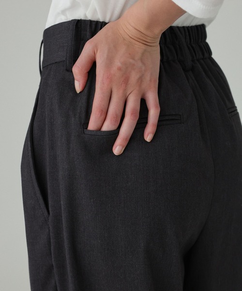 BABYLONE(バビロン)の「TRツイルタックパンツ(その他パンツ・レディース・ライトベージュ/チャコール/ブラウン・36inch/38inch)」の10枚目の写真