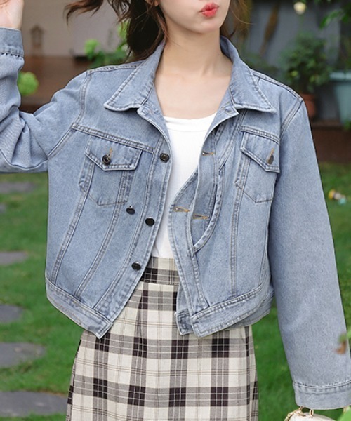 AMAJI(アマジ)の「オーバーサイズ デニムジャケット(デニムジャケット・レディース・ライトブルー・X-LARGE/LARGE/MEDIUM/SMALL)」の3枚目の写真