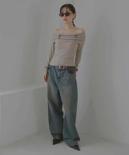 Mili affinity(ミリアフィニティー)の「ナポレオンオフショルロングスリーブTシャツ(Tシャツ/カットソー・レディース・ベージュ/ブラウン/ブラック・FREE)」の20枚目の写真