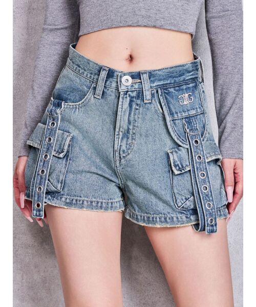 GYDA（ジェイダ）の「ハイウエストEYELET STRAP CARGOショートパンツ（デニムパンツ・レディース・ブルー/ライトブルー/その他1・SMALL/MEDIUM）」の4枚目の写真