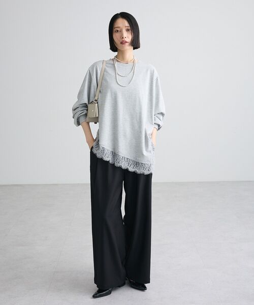 Green Parks(グリーンパークス)の「レースドッキング裏毛プルオーバー(Tシャツ/カットソー・レディース・ベージュ/杢グレー/ブラック・FREE)」の4枚目の写真
