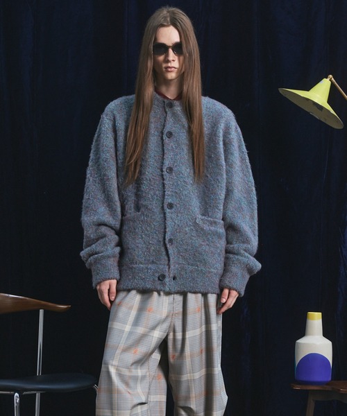 MAISON SPECIAL(メゾンスペシャル)の「《UNISEX》メランジブークレーニットプライムオーバークルーネックカーディガン/Melange Boucle Knit Prime-Over Crew Neck Cardigan【MAISON SPECIAL/メゾンスペシャル】(カーディガン/ボレロ・メンズ・グレー/ブラック/ライトブルー・0/2/1)」の12枚目の写真