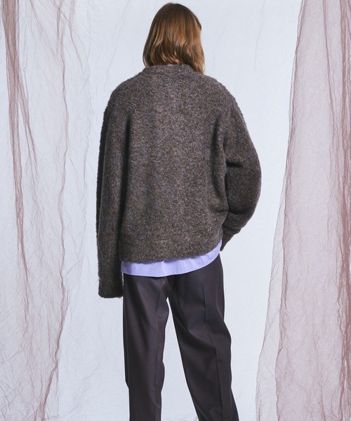 MAISON SPECIAL(メゾンスペシャル)の「《UNISEX》メランジブークレーニットプライムオーバークルーネックカーディガン/Melange Boucle Knit Prime-Over Crew Neck Cardigan【MAISON SPECIAL/メゾンスペシャル】(カーディガン/ボレロ・メンズ・グレー/ブラック/ライトブルー・0/2/1)」の11枚目の写真