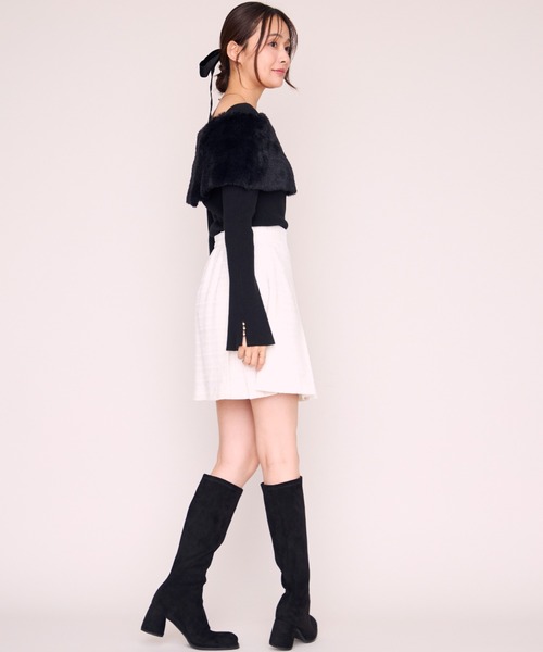 MISCH MASCH(ミッシュマッシュ)の「2026秋冬新作 ミンク風ファーケープフレア袖ニット(ニット/セーター・レディース・ホワイト/ブラック/ベージュ・フリ-)」の19枚目の写真