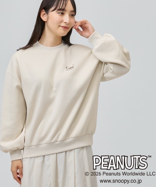 PEANUTS(ピーナッツ)の「ピーナッツ PEANUTS グラフィッククルーネックスウェット バックプリントLOVE(スウェット・レディース・ライトベージュ/ネイビー・L/M/S/XL)」の8枚目の写真