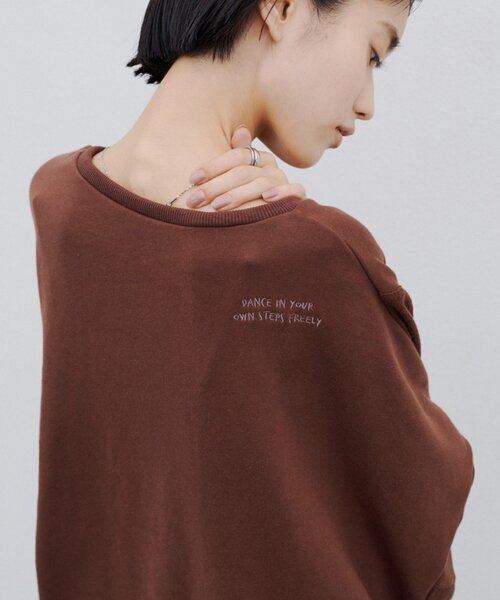 CIAOPANIC TYPY(チャオパニックティピー)の「∴ワンポイントロゴ刺繍切替ドルマンスウェット(Tシャツ/カットソー・レディース・チャコールグレー/ブラウン/オフホワイト・ONE SIZE)」の3枚目の写真