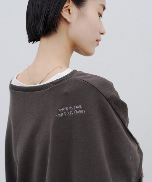 CIAOPANIC TYPY(チャオパニックティピー)の「∴ワンポイントロゴ刺繍切替ドルマンスウェット(Tシャツ/カットソー・レディース・チャコールグレー/ブラウン/オフホワイト・ONE SIZE)」の9枚目の写真