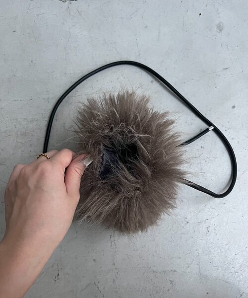 CAPRICIEUX LE'MAGE（カプリシューレマージュ）の「〈GOLDY/ゴールディ〉エコファーミニショルダー（ショルダーバッグ・レディース・ブラウン/オフホワイト・FREE）」の14枚目の写真
