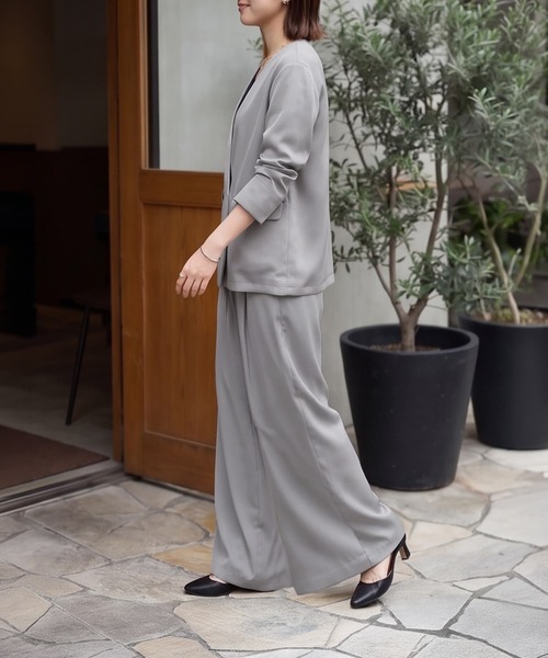 STYLE DELI(スタイルデリ)の「【セット対応】微光沢ツイル裏付きドレープパンツ(その他パンツ・レディース・ライトグレー/グレー系その他/ブラウン系その他/ブラック・FREE)」の8枚目の写真