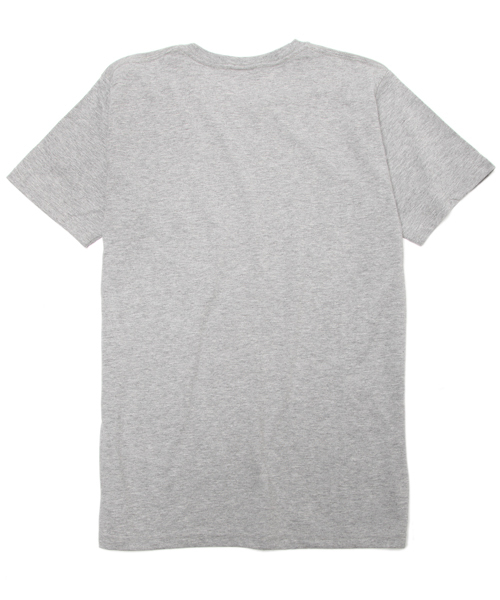 MEDICOM TOY（メディコムトイ）の「FABRICK【SUZUKI HIROYUKI】 TEE SHIRTS "NAGOMI”（Tシャツ/カットソー・メンズ・アッシュグレー/ホワイト×ネイビー/ホワイト×ピンク/ホワイト系その他・MEDIUM/SMALL/LARGE/X-SMALL）」の5枚目の写真