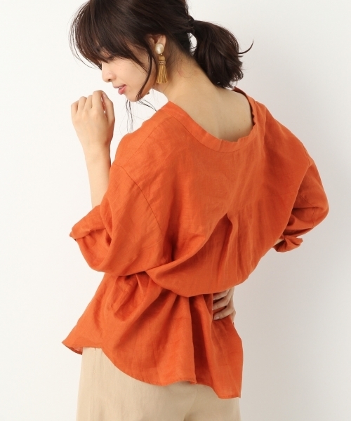 A part by（アパートバイ）の「リネンVチュニックシャツ7S 766271 （シャツ/ブラウス・レディース・ブラック/ダークオレンジ/ホワイト・FREE）」の15枚目の写真