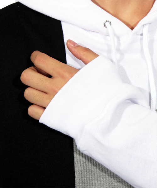 ８(eight)（エイト）の「切替 プルオーバー パーカー スウェット（パーカー・メンズ・ホワイト/ブラック・MEDIUM/LARGE）」の9枚目の写真