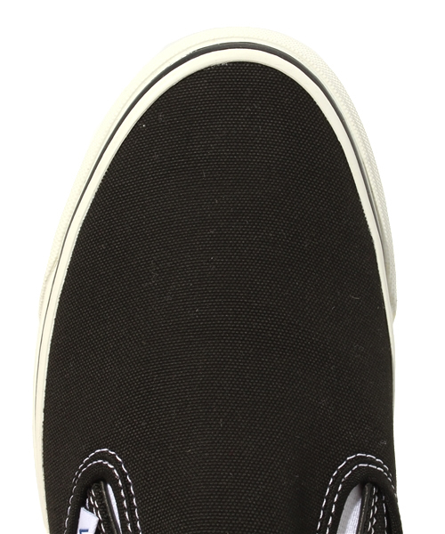 VANS VAULT（バンズボルト）の「店舗限定 VANS VAULT OG CLASSICS SLIP-ON LX ボルト スリッポン（スニーカー・メンズ・ブラック/ネイビー/ホワイト・26.5cm/27cm/27.5cm）」の7枚目の写真