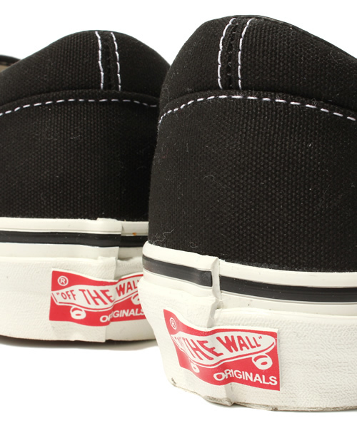 VANS VAULT（バンズボルト）の「店舗限定 VANS VAULT OG CLASSICS SLIP-ON LX ボルト スリッポン（スニーカー・メンズ・ブラック/ネイビー/ホワイト・26.5cm/27cm/27.5cm）」の10枚目の写真