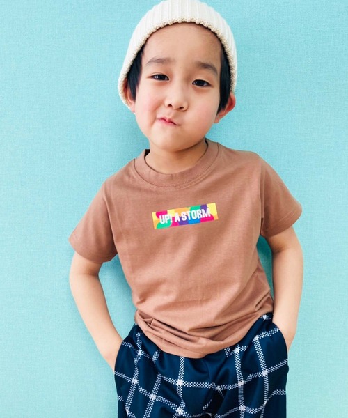 THE CASUAL（カジュアル）の「ボックスロゴ プリント 半袖 Tシャツ キッズ（Tシャツ/カットソー・キッズ・杢グレー/ブルー/ブラック/レッド/グリーン/オフホワイト/ベージュ系/ベージュ/ミント/ホワイト系1/ブラック系/ブラック系1/ネイビー/モカ/ピンク/ブラウン系/ホワイト系/グレー系・100/120/130/150/110/160/140/120cm/110cm/140cm/100cm/130cm/150cm/160cm）」の10枚目の写真