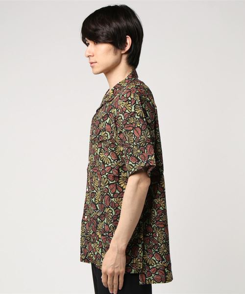 KATO`(カトー)の「KATO'/カトー ヴィンテージフラワーアロハ(シャツ/ブラウス・メンズ・カーキ/ブルー・LARGE/MEDIUM/SMALL/X-LARGE)」の4枚目の写真