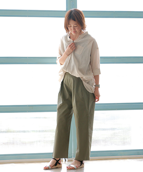 LBC（エルビーシー）の「コットンダンプゆるテーパード（その他パンツ・レディース・ホワイト/オリーブ/ネイビー/ベージュ・M/L）」の12枚目の写真