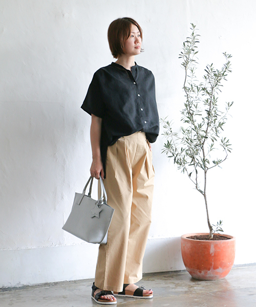 LBC（エルビーシー）の「コットンダンプゆるテーパード（その他パンツ・レディース・ホワイト/オリーブ/ネイビー/ベージュ・M/L）」の15枚目の写真