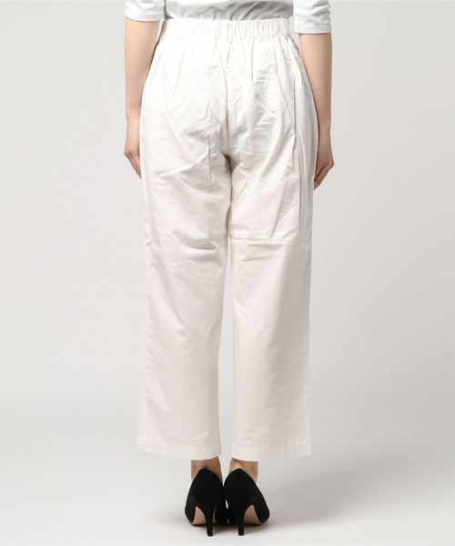 LBC（エルビーシー）の「コットンダンプゆるテーパード（その他パンツ・レディース・ホワイト/オリーブ/ネイビー/ベージュ・M/L）」の6枚目の写真