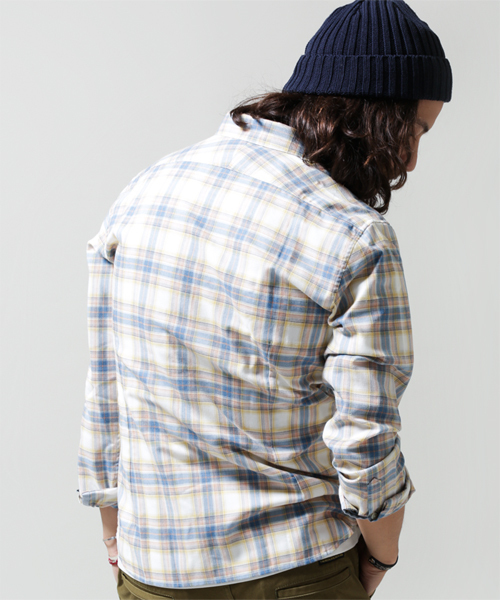 NANO universe（ナノユニバース）の「ヴィンテージライクチェックシャツ（シャツ/ブラウス・メンズ・サックスブルー/グリーン/ダークグリーン/ターコイズブルー/イエロー/レッド/チャコール・MEDIUM/SMALL/X-LARGE/LARGE）」の10枚目の写真