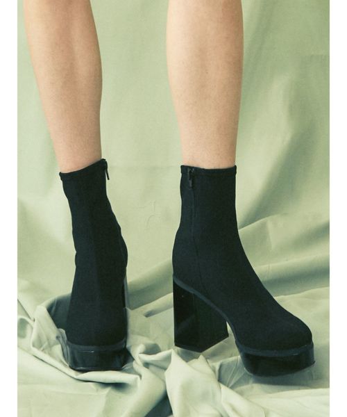 EVRIS（エヴリス）の「FIT SLIMチャンキーブーツ（ブーツ・レディース・ブラック/カーキ・SMALL/MEDIUM/LARGE）」の3枚目の写真