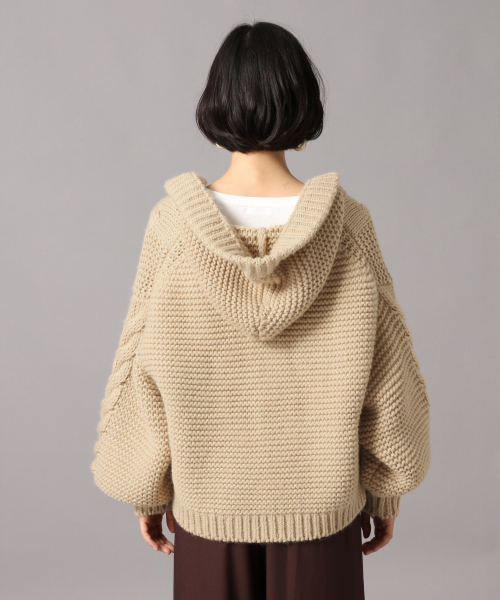 LOWRYS FARM（ローリーズファーム）の「１．５Ｇケーブルフードカーディガン　847128（カーディガン/ボレロ・レディース・アイボリー/グレー/ベージュ・FREE）」の5枚目の写真