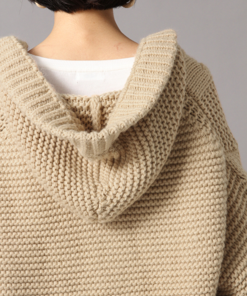 LOWRYS FARM（ローリーズファーム）の「１．５Ｇケーブルフードカーディガン　847128（カーディガン/ボレロ・レディース・アイボリー/グレー/ベージュ・FREE）」の7枚目の写真