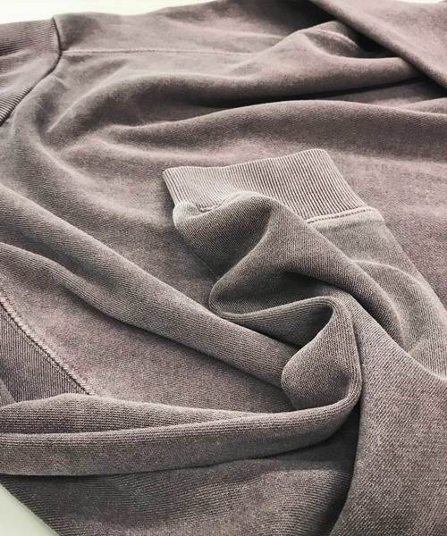 OMNES(オムネス)の「ピグメントバイオ加工 スウェット裏毛ボトルネックプルオーバー(Tシャツ/カットソー・レディース・ネイビー/カーキ/モカ/ブラック・FREE)」の14枚目の写真