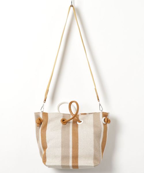 VitaFelice（ヴィータフェリーチェ）の「ストライプ2way巾着ショルダーバッグ（ショルダーバッグ・レディース・ブラック/ブラウン/グリーン/キャメル・FREE）」の9枚目の写真