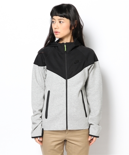 BEAMS BOY（ビームスボーイ）の「NIKE / テックフリース フルジップフーディー（スウェット・レディース・グレー・ONE SIZE）」の2枚目の写真