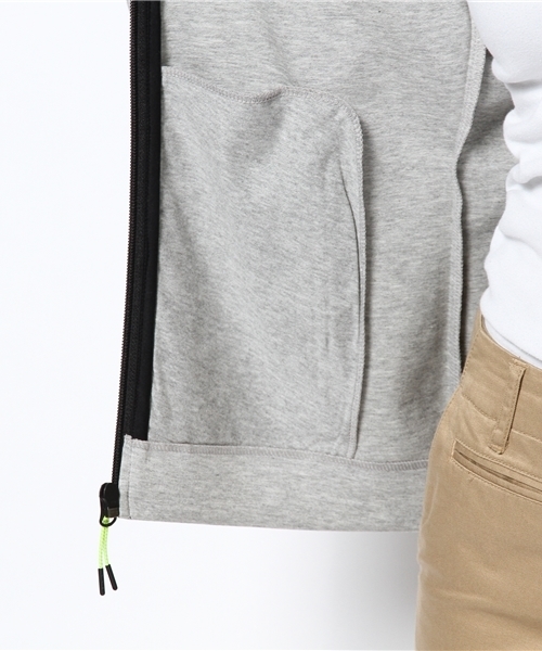 BEAMS BOY（ビームスボーイ）の「NIKE / テックフリース フルジップフーディー（スウェット・レディース・グレー・ONE SIZE）」の10枚目の写真