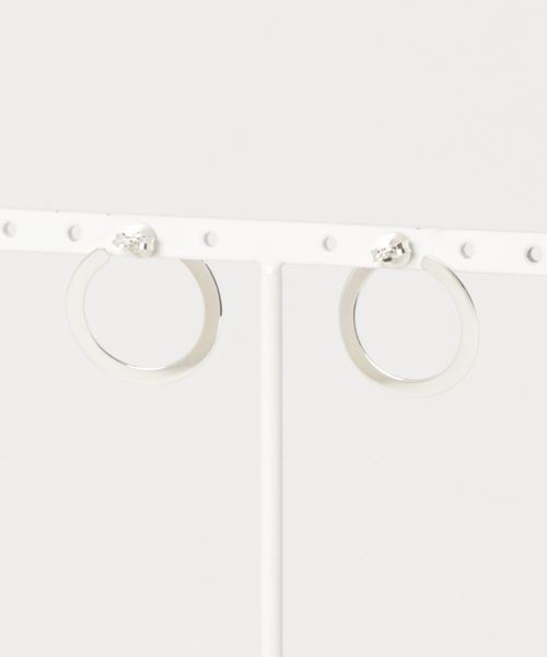 TONE SELECT GOODS(トーンセレクトグッズ)の「【925 SILVER ACC】カーブドリングピアスSV925(OG)(ピアス(両耳用)・レディース・シルバー・FREE)」の2枚目の写真