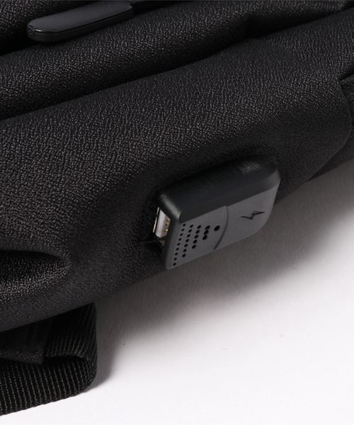 STYLEBLOCK(スタイルブロック)の「USBポート内臓ガジェットバックパック(バックパック/リュック・メンズ・ブラック/グレー・FREE)」の7枚目の写真