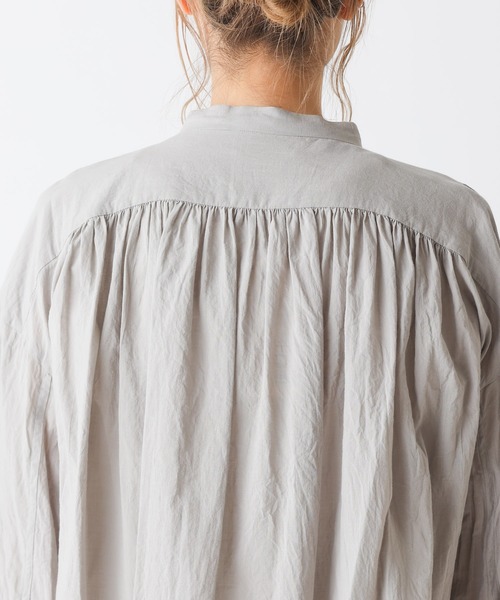 PUAL CE CIN（ピュアルセシン）の「バンドカラーブラウス（シャツ/ブラウス・レディース・シルバー/オフホワイト・FREE）」の10枚目の写真